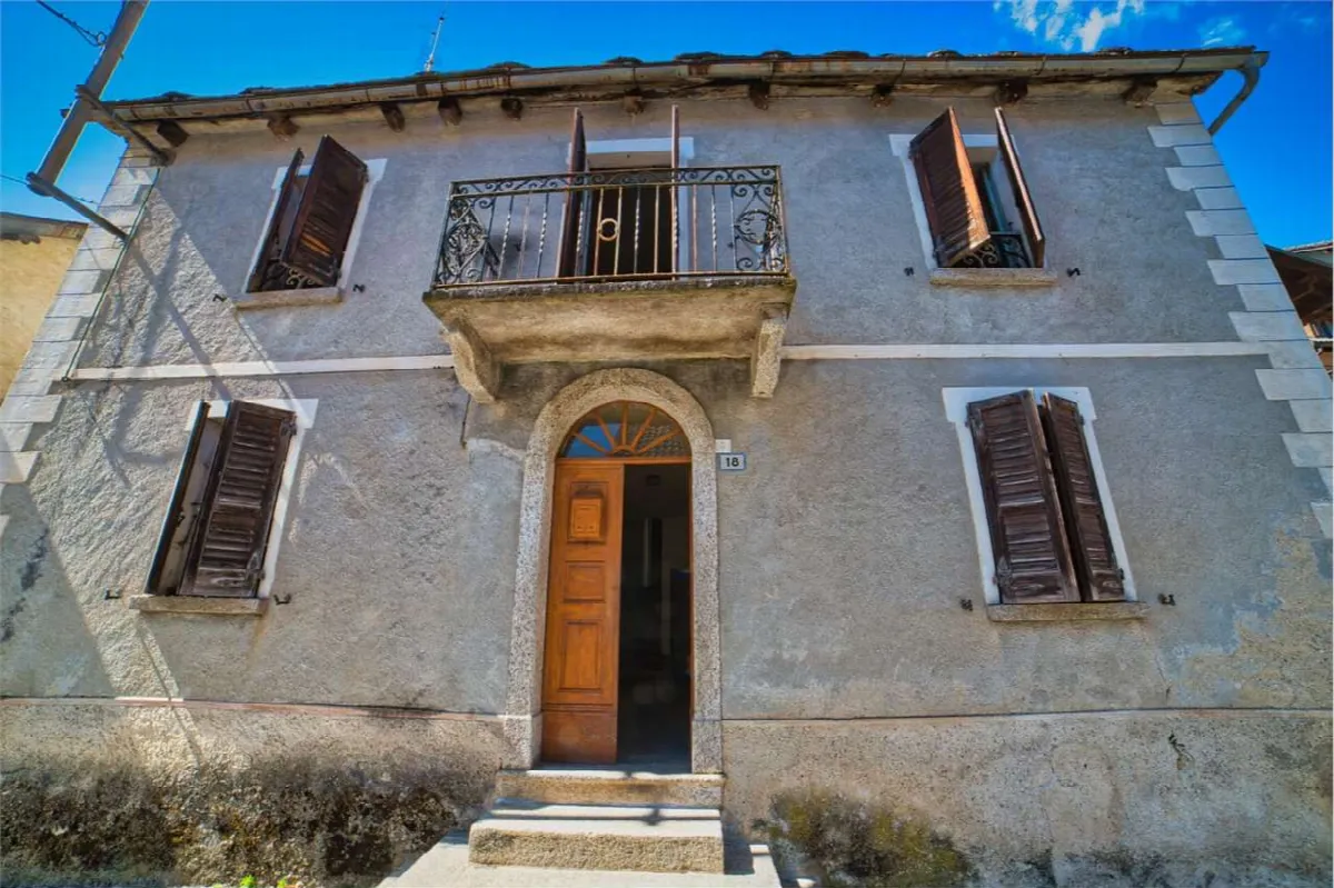 Casa indipendente in vendita a Re - Folsogno - foto 1