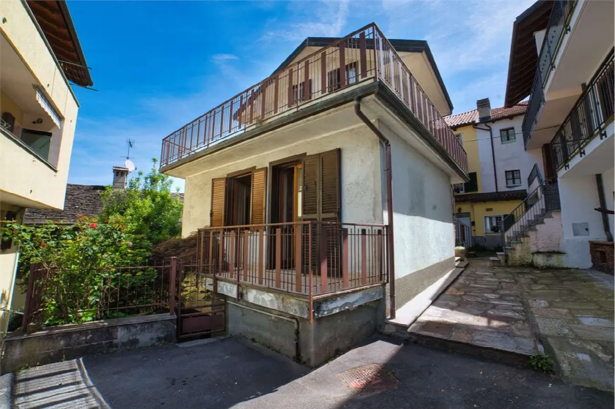 Casa indipendente in vendita a Villadossola - foto 1