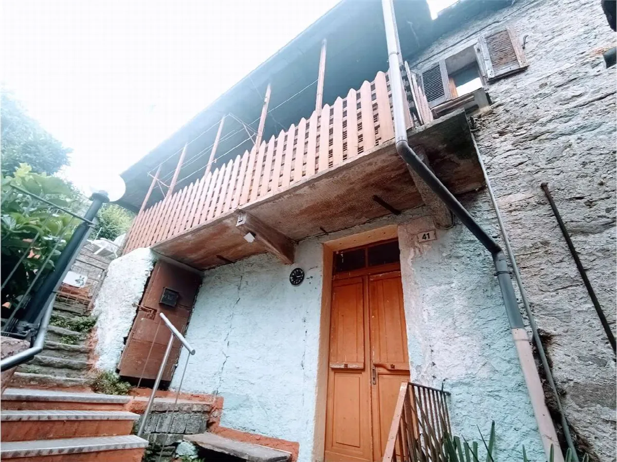 Casa indipendente in vendita a Villadossola - foto 1