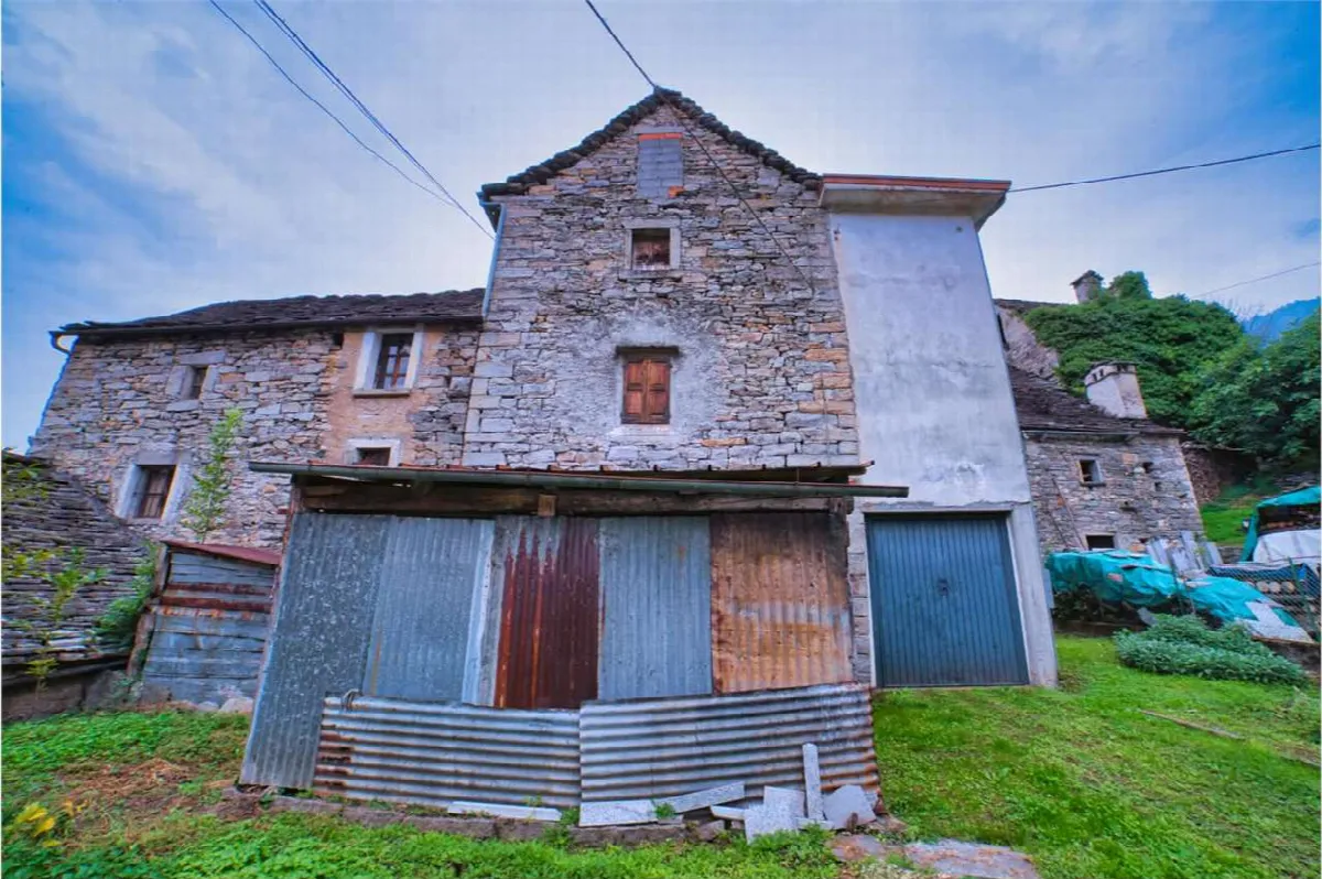 Casa indipendente in vendita a Montecrestese - foto 3