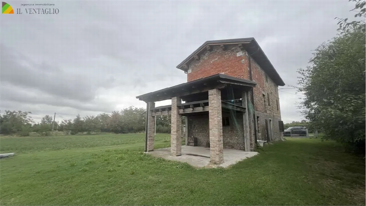 Rustico in vendita a Casalgrande - Villalunga - foto 1