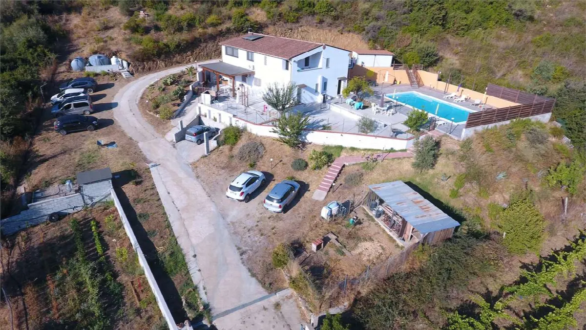 Casa indipendente in vendita a Torpè - foto 3