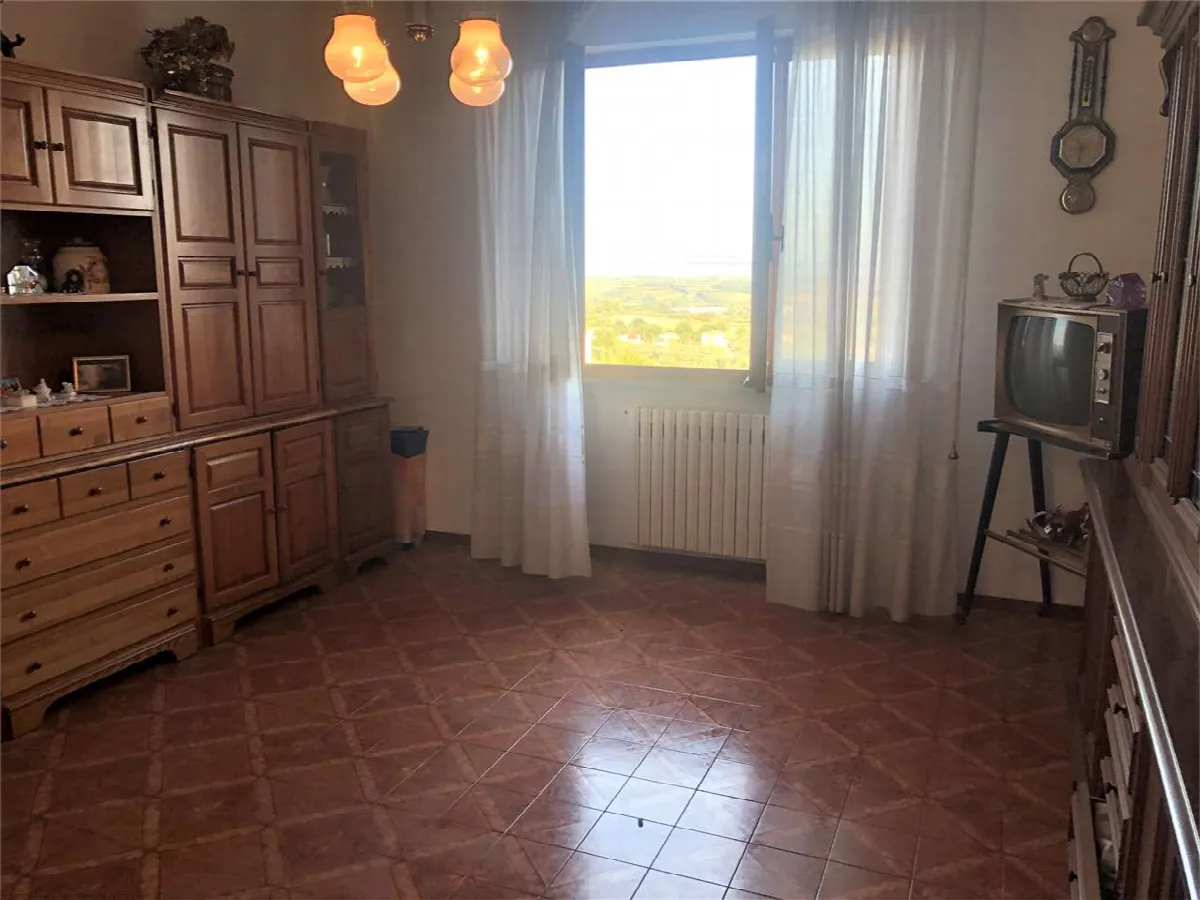 Appartamento in vendita a Lucignano - foto 1