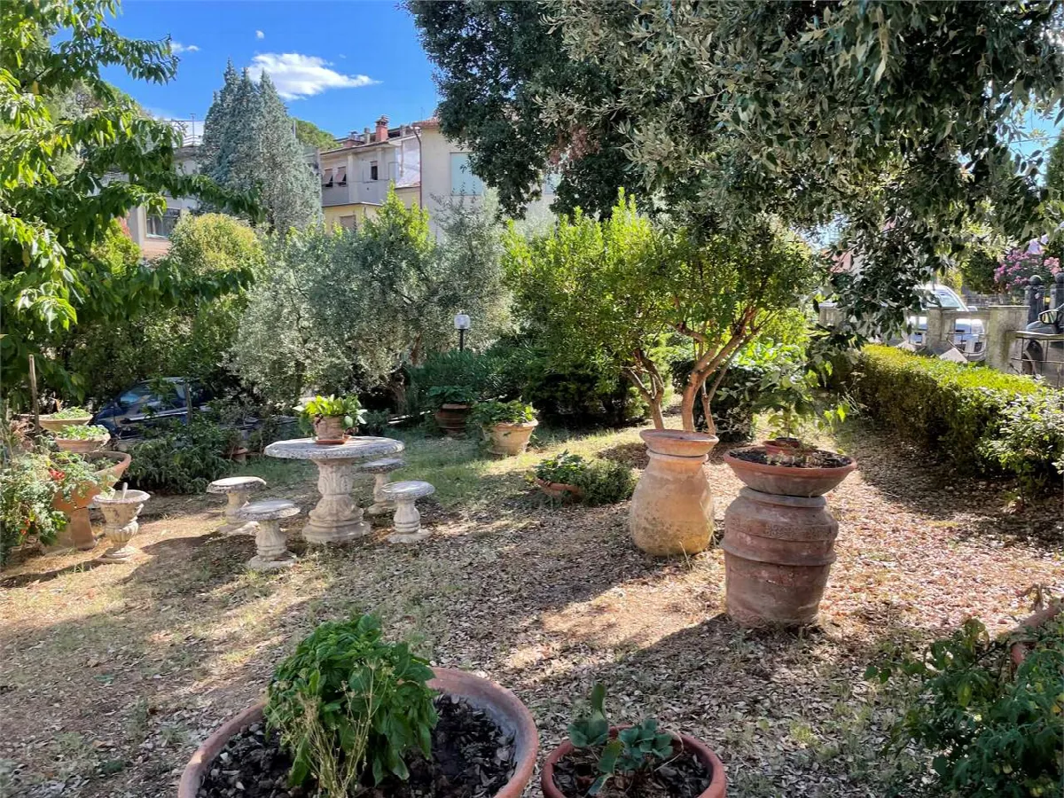 Casa indipendente in vendita a Sinalunga - foto 1