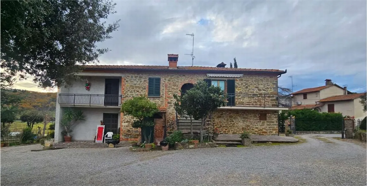Rustico in vendita a Lucignano - foto 2