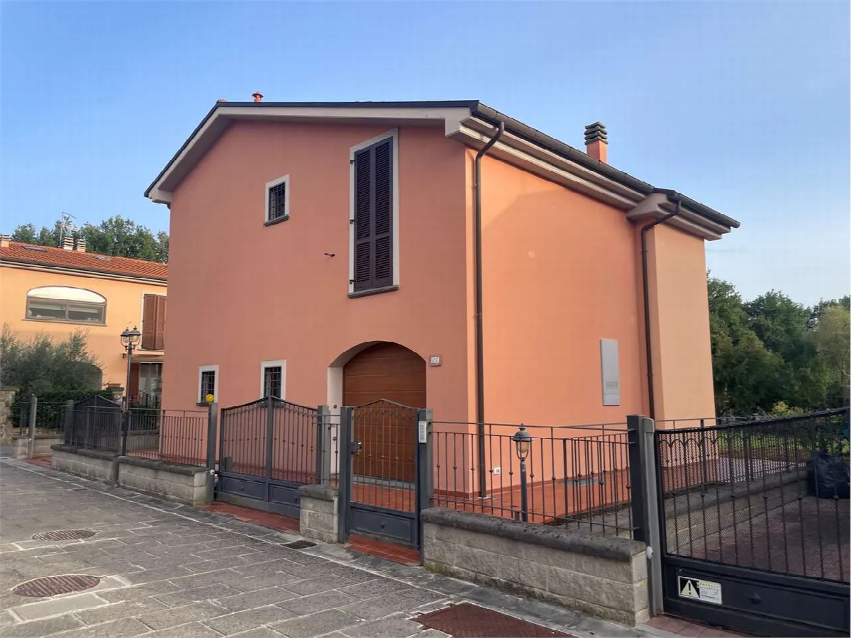 Villa in vendita a Castiglion Fiorentino - foto 2