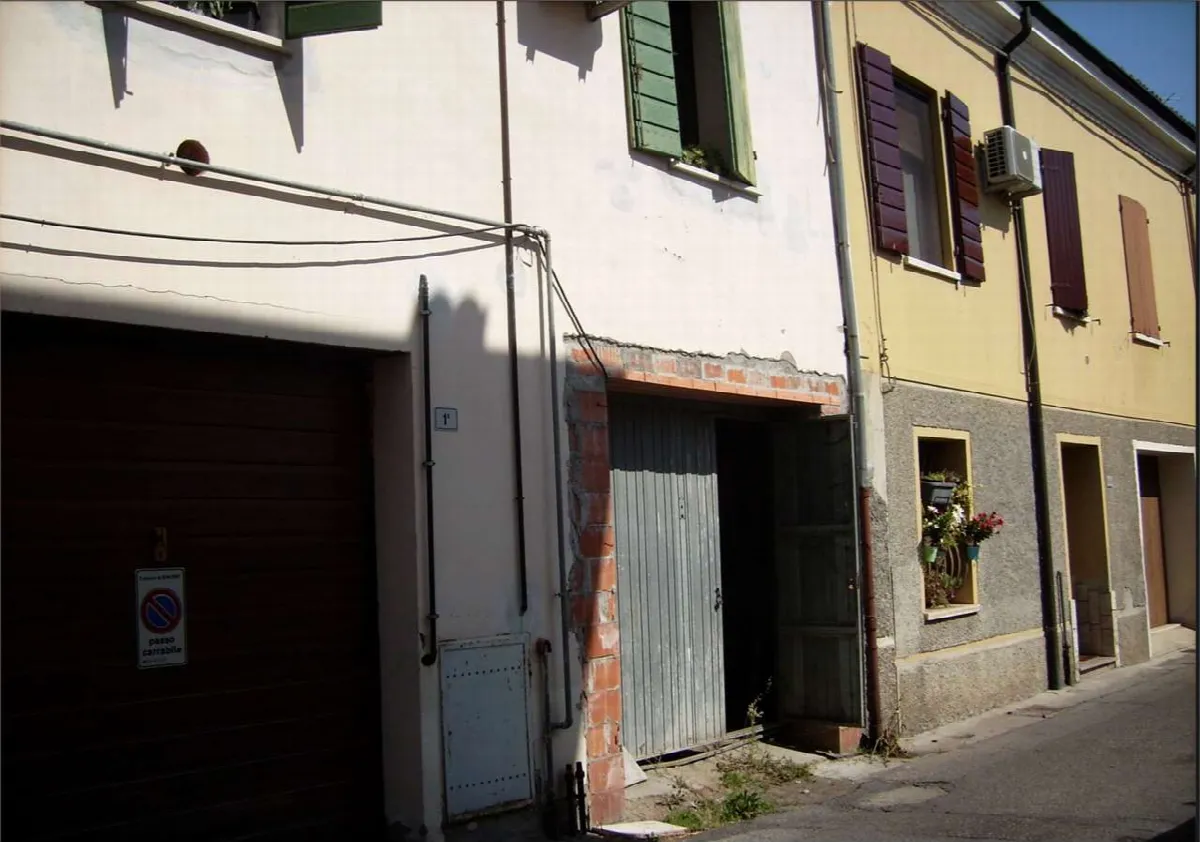 Stabile in vendita a Gualtieri - foto 3