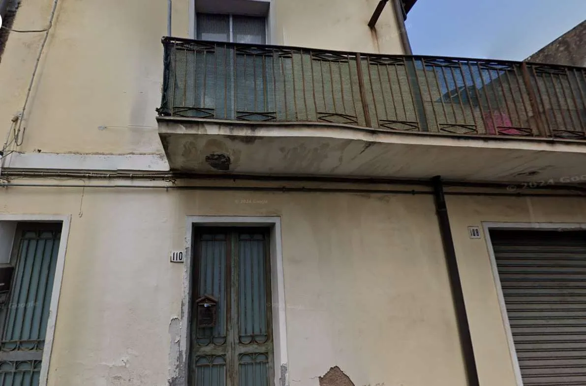 Casa indipendente in vendita a Aci Sant'Antonio - foto 2