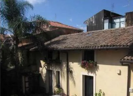 Casa indipendente in vendita a Aci Sant'Antonio - foto 3