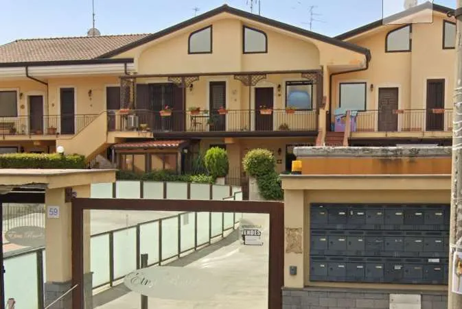 Casa indipendente in vendita a Belpasso - foto 1