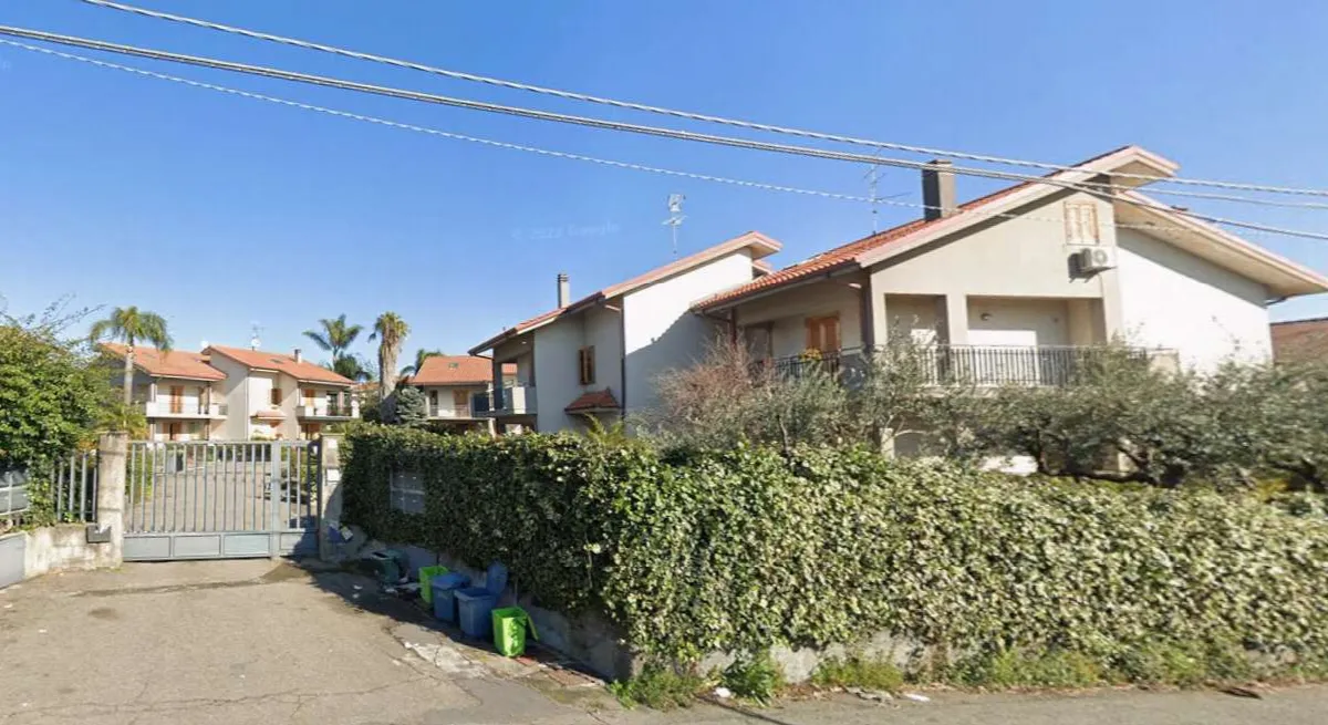 Villetta a schiera in vendita a Aci Sant'Antonio - foto 1