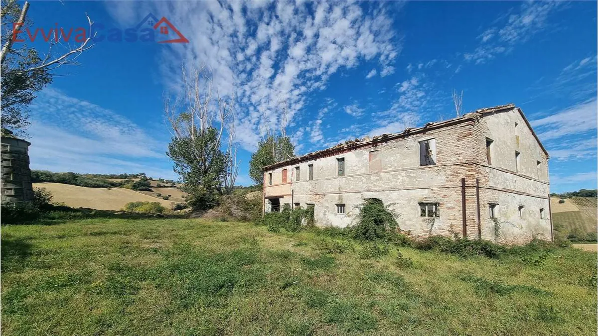 Rustico in vendita a Santa Maria Nuova - Collina - foto 1