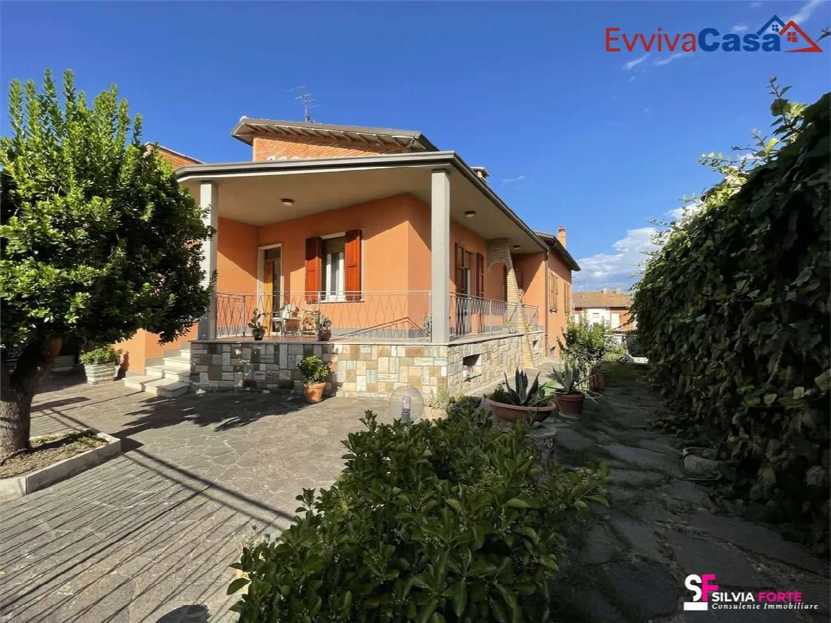 Casa indipendente in vendita a Morro d'Alba - foto 2