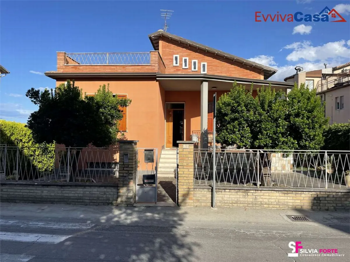 Casa indipendente in vendita a Morro d'Alba - foto 3
