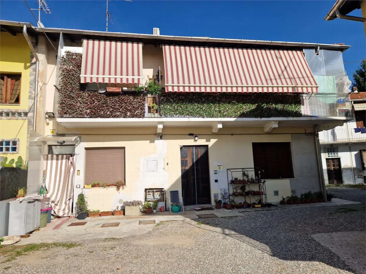 Appartamento in vendita a Cairate - foto 2