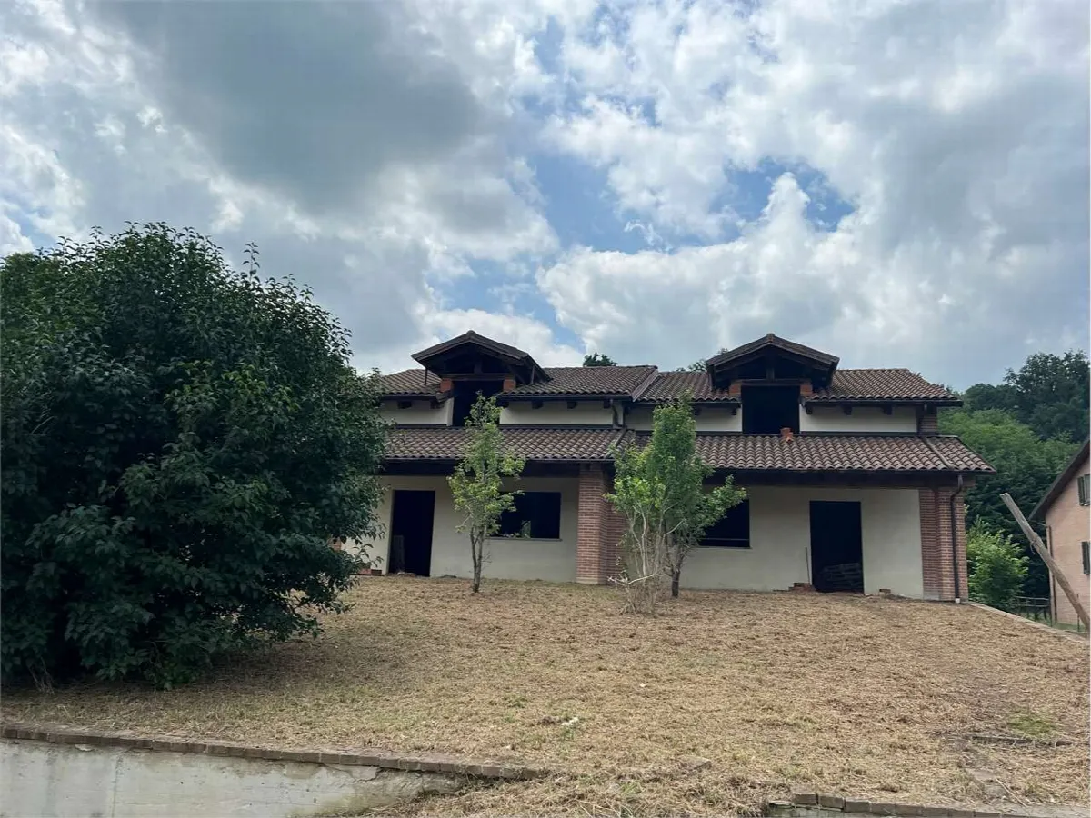 Villa in vendita a Monale - foto 1