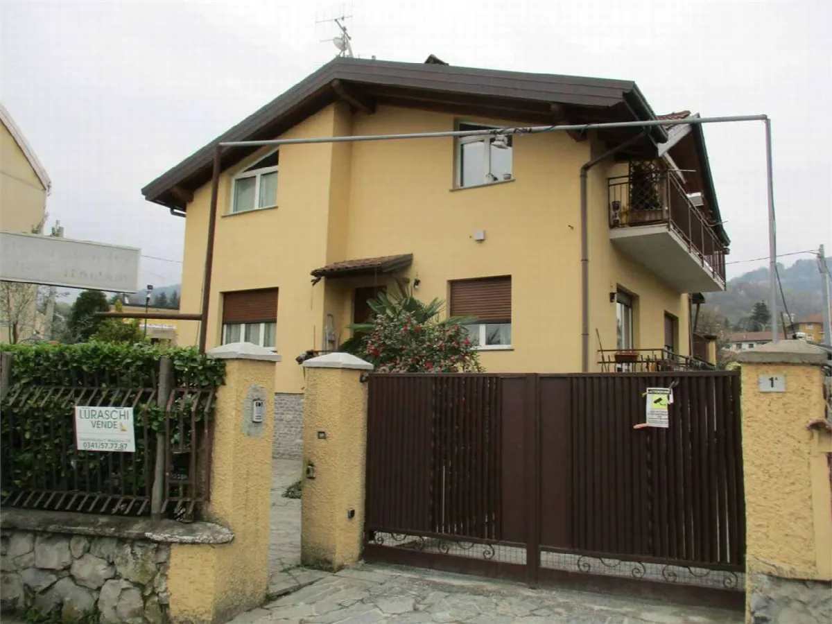 Casa indipendente in vendita a Castello di Brianza - foto 1