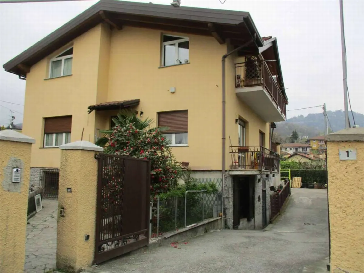 Casa indipendente in vendita a Castello di Brianza - foto 3