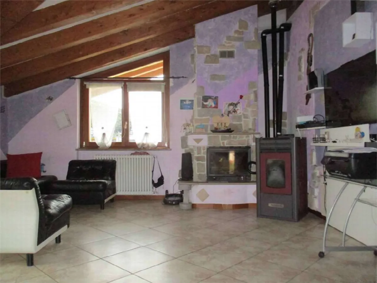 Casa indipendente in vendita a Castello di Brianza - foto 8
