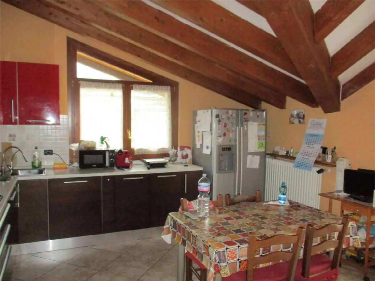 Casa indipendente in vendita a Castello di Brianza - foto 9