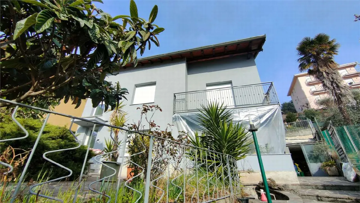 Casa indipendente in vendita a Calolziocorte - foto 1