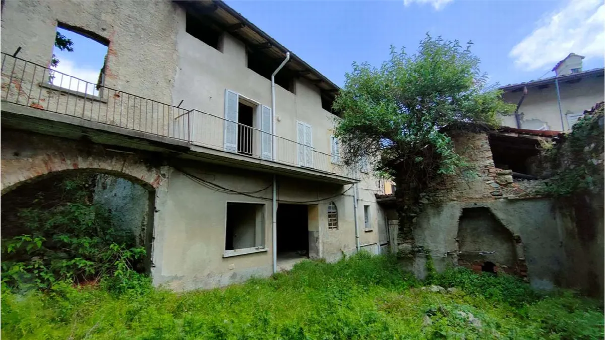 Rustico in vendita a Ello - foto 1