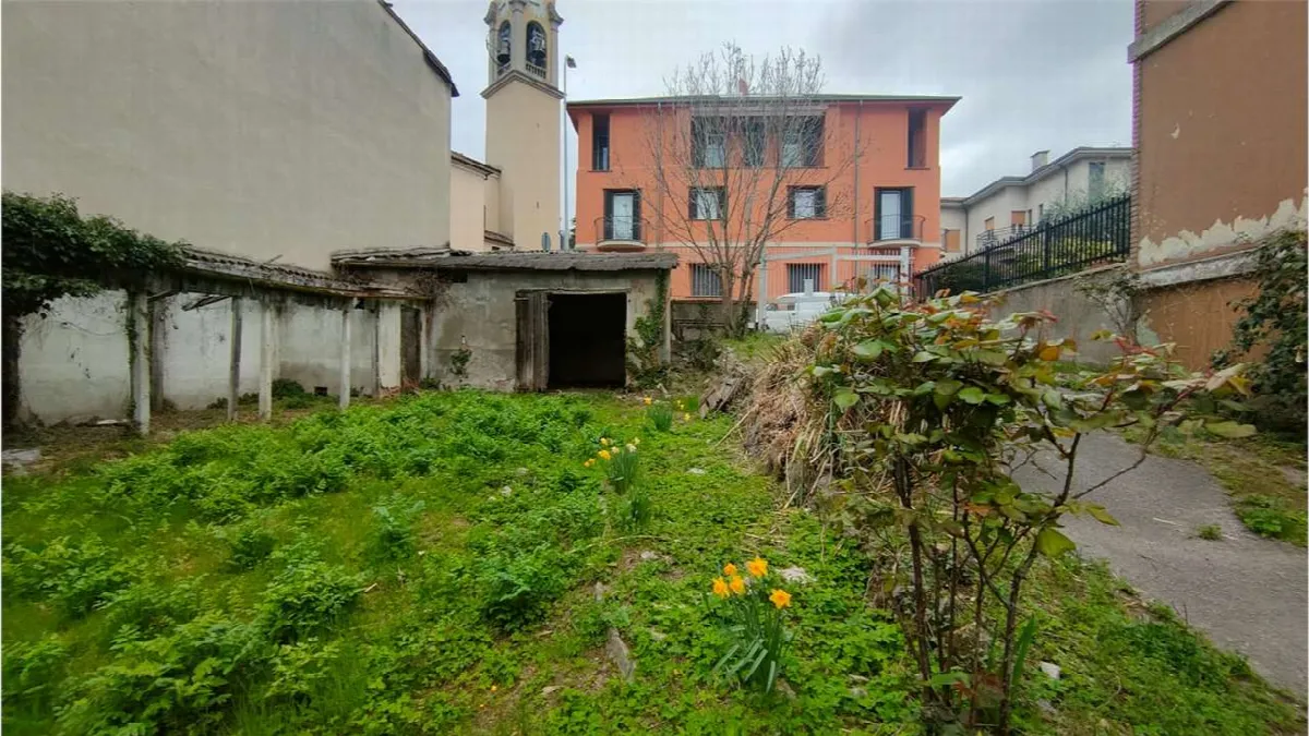 Stabile in vendita a Lecco - Olate - foto 1