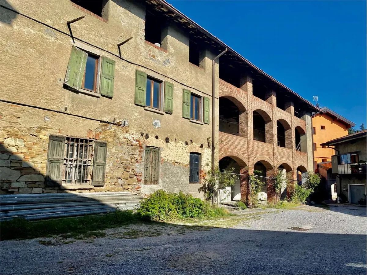 Stabile in vendita a Garbagnate Monastero - foto 1
