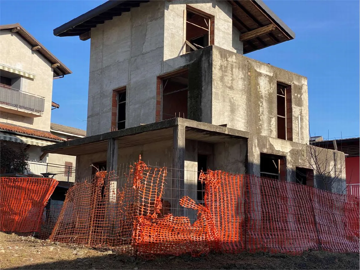 Casa indipendente in vendita a Rogeno - foto 3