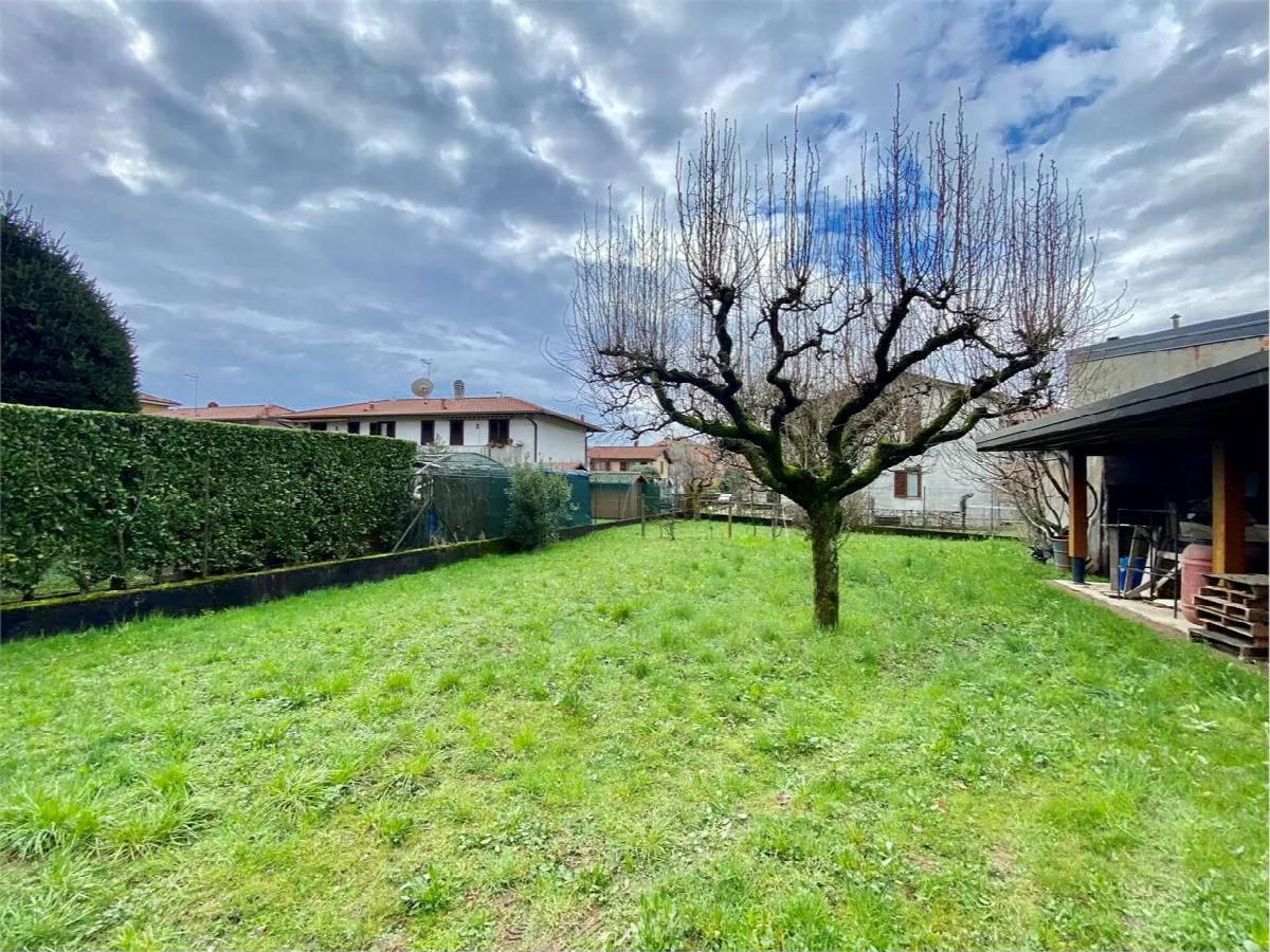 Casa indipendente in vendita a Oggiono - foto 10