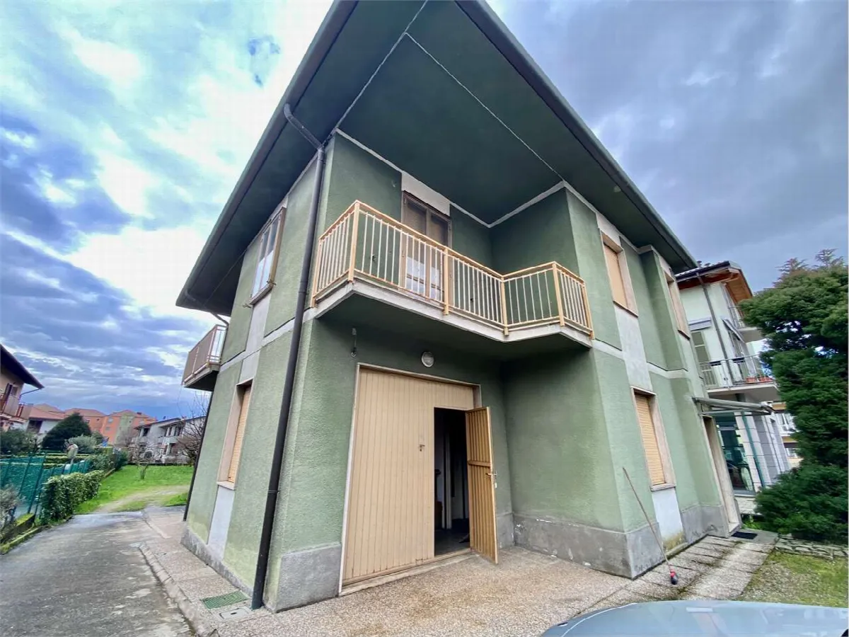Casa indipendente in vendita a Oggiono - foto 7