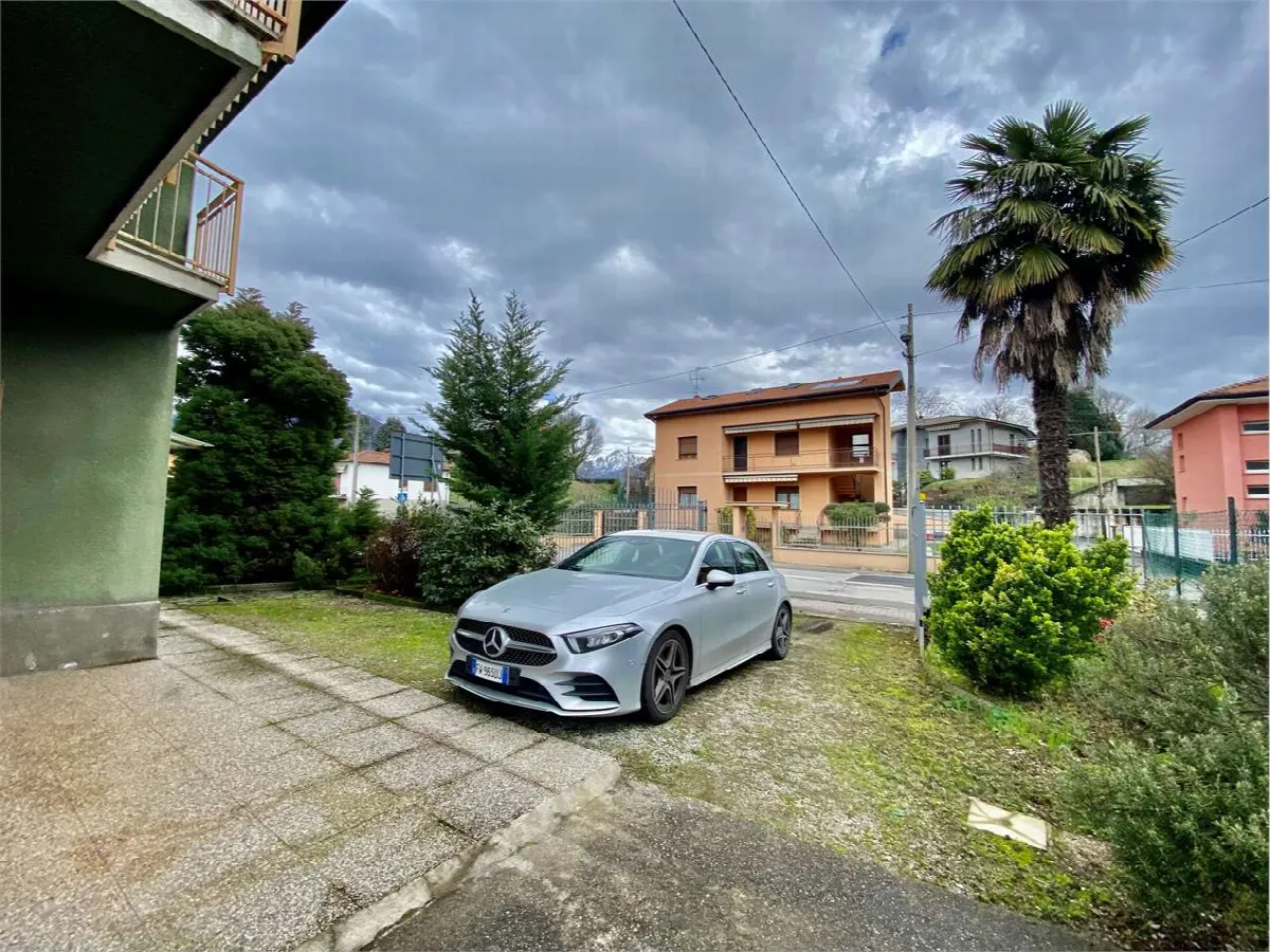 Casa indipendente in vendita a Oggiono - foto 8