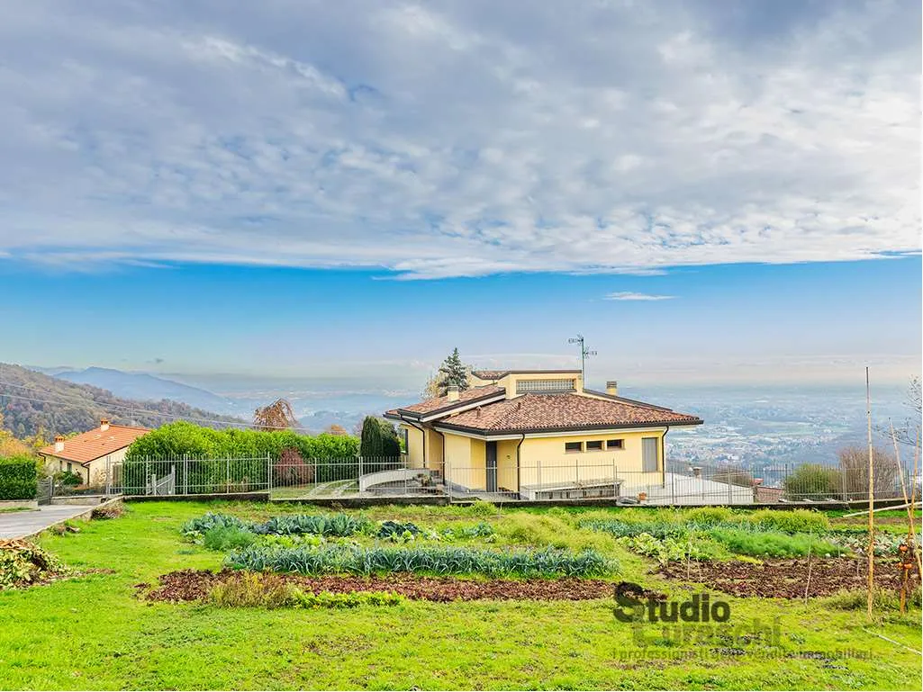Villa in vendita a Colle Brianza - Cagliano - foto 1