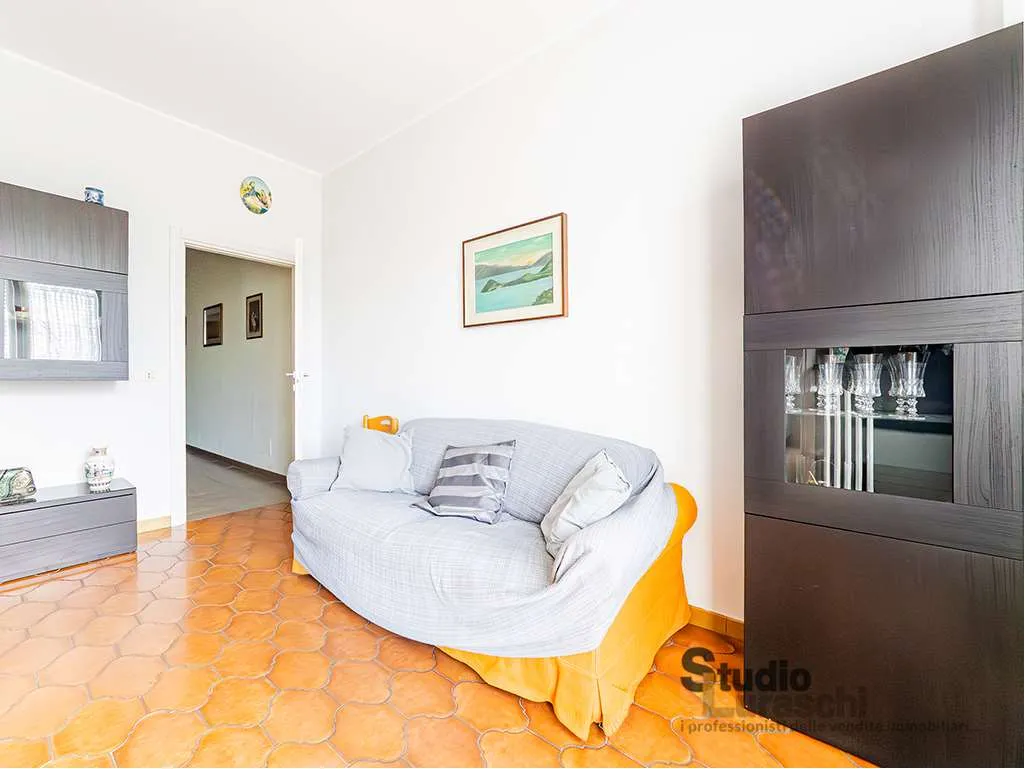 Appartamento in vendita a Molteno - foto 1