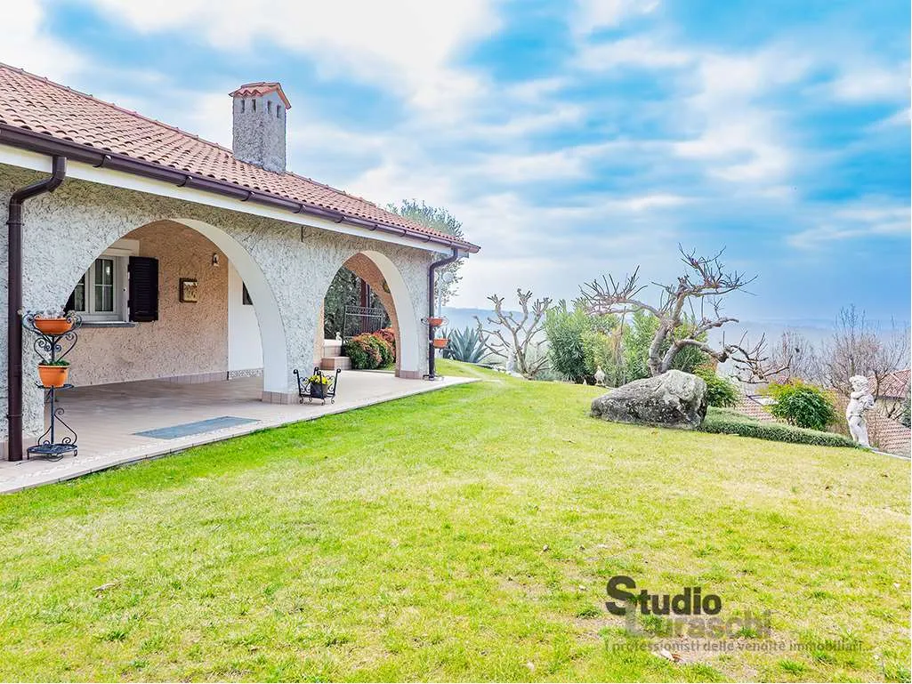 Villa in vendita a Ello - foto 2
