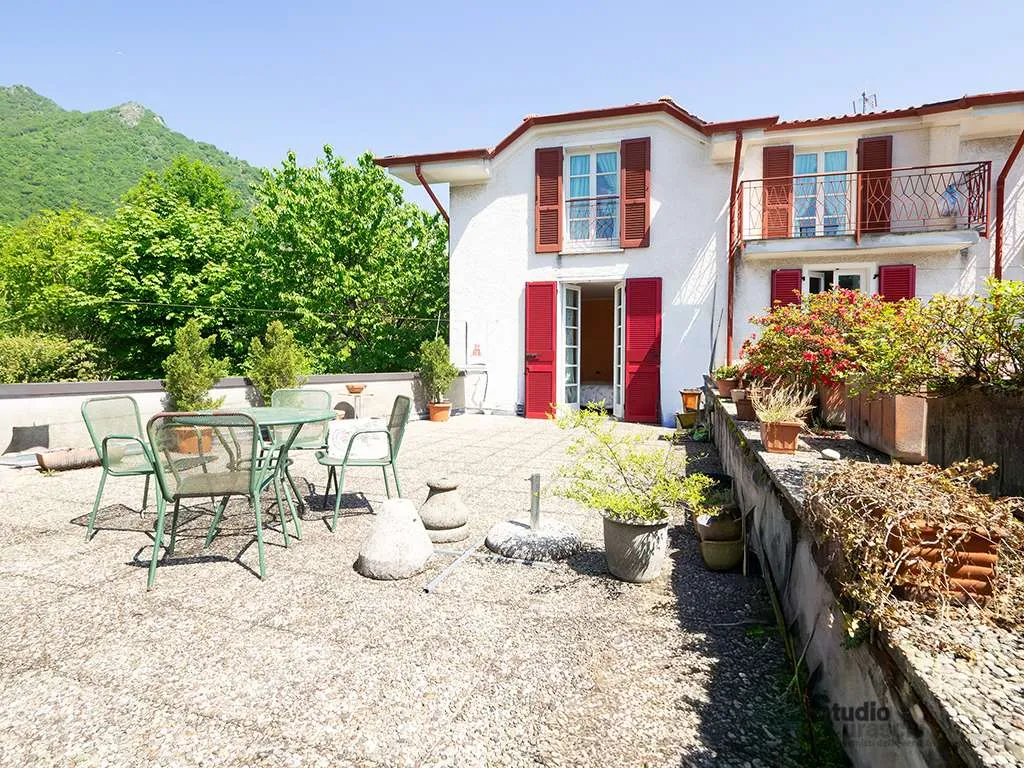 Casa indipendente in vendita a Galbiate - foto 7