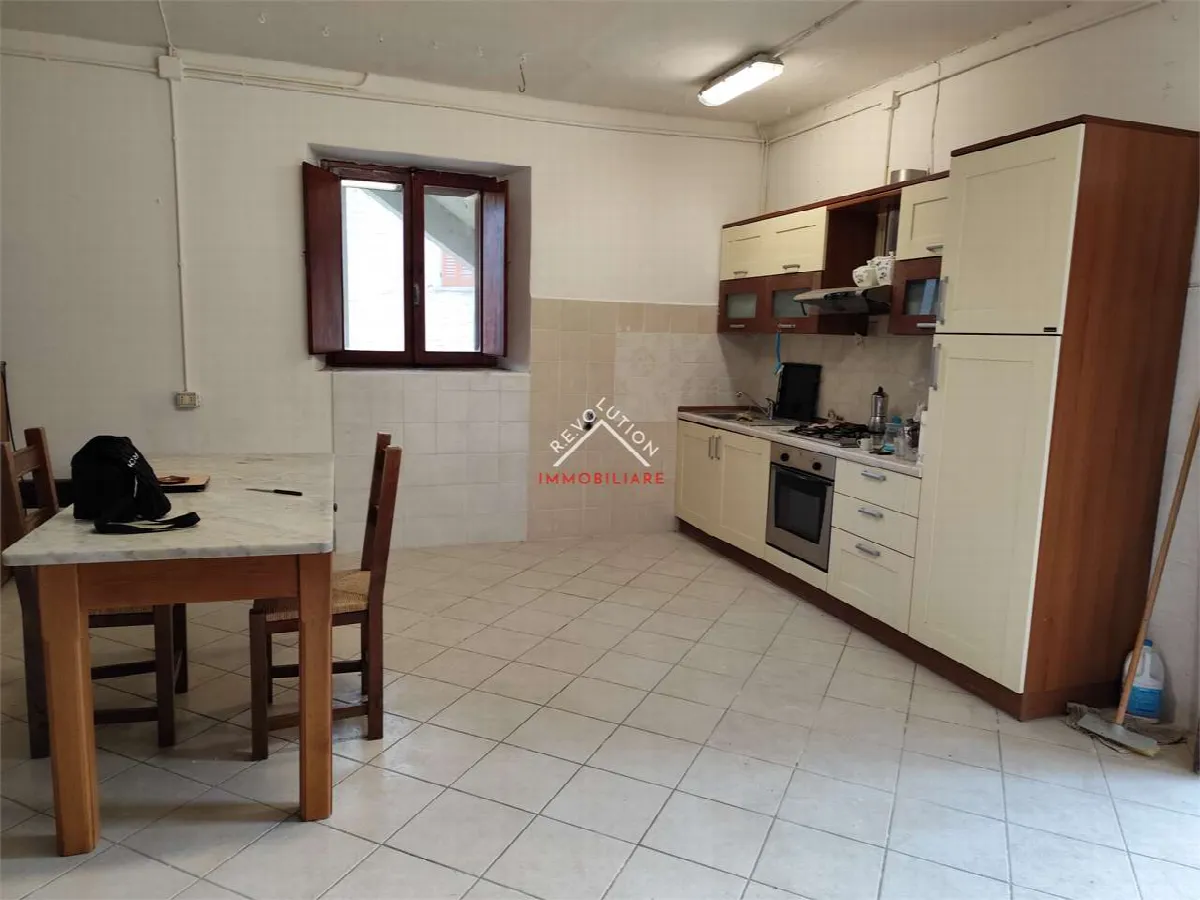 Casa indipendente in vendita a Città di Castello - foto 6