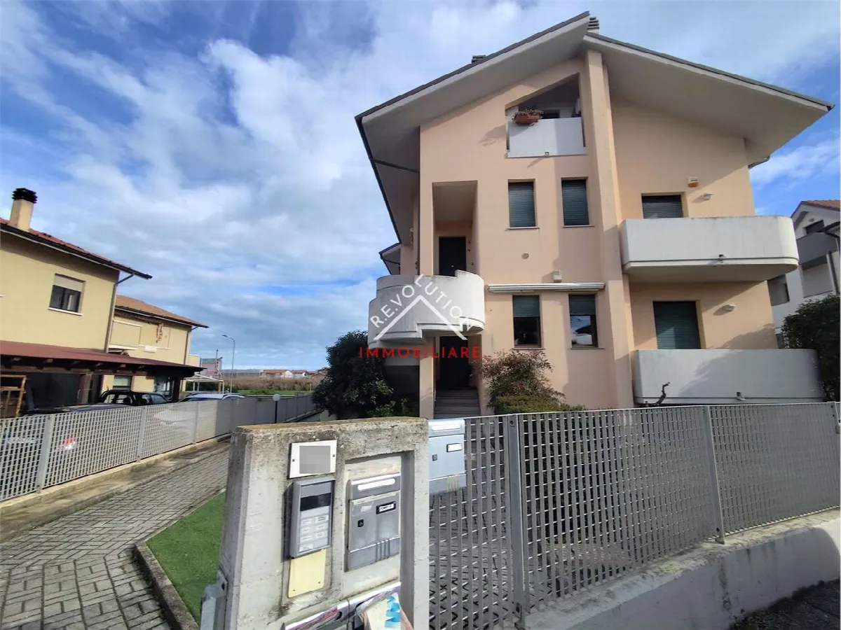Appartamento in vendita a Fano - foto 1