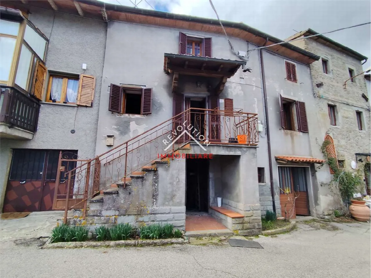 Casa indipendente in vendita a Caprese Michelangelo - Fragaiolo - foto 1