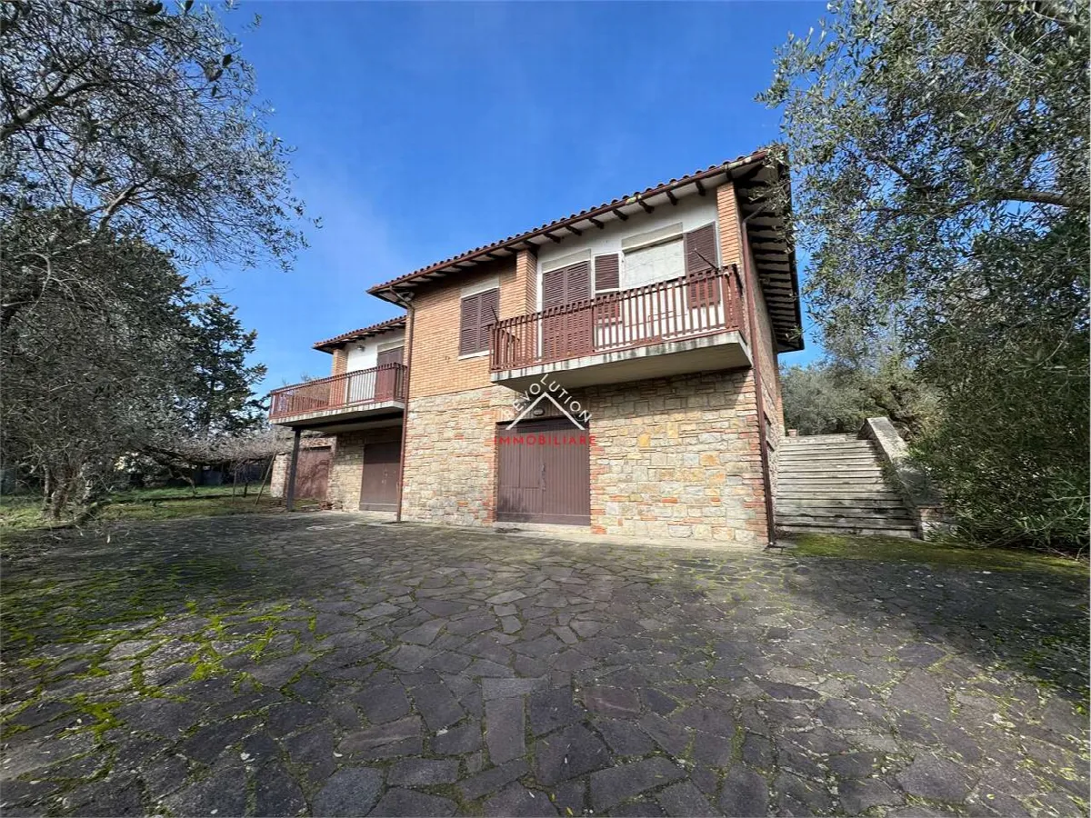 Villa in vendita a Perugia - foto 1