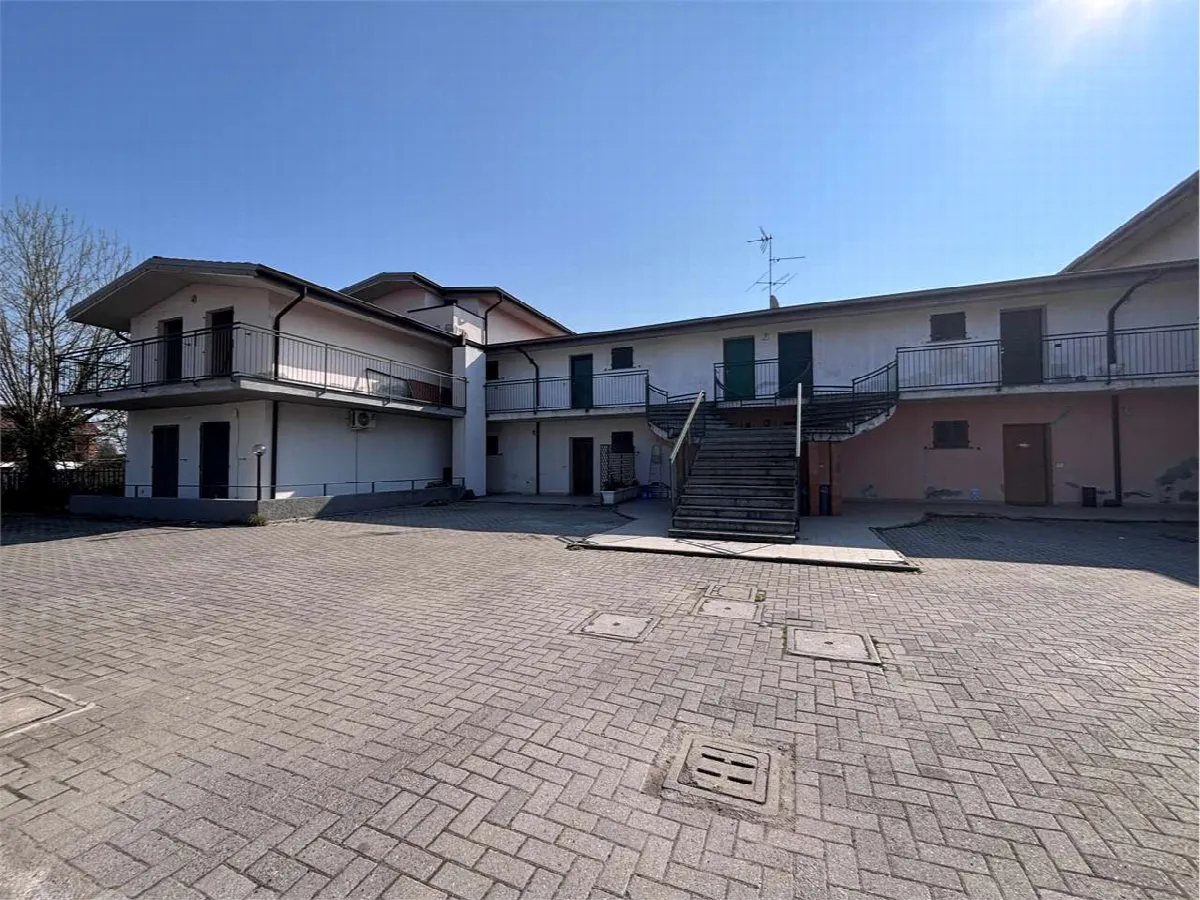 Appartamento in vendita a Albuzzano - foto 1