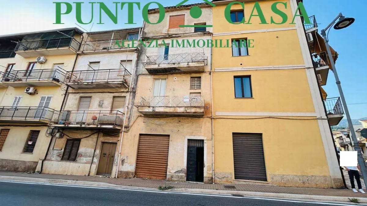 Stabile in vendita a Lamezia Terme - Sambiase - foto 1
