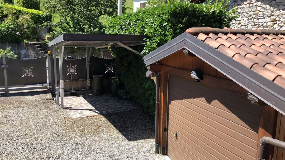 Casa indipendente in vendita a Capizzone - foto 9