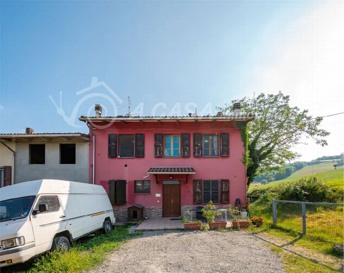 Casa indipendente in vendita a Medesano - foto 2