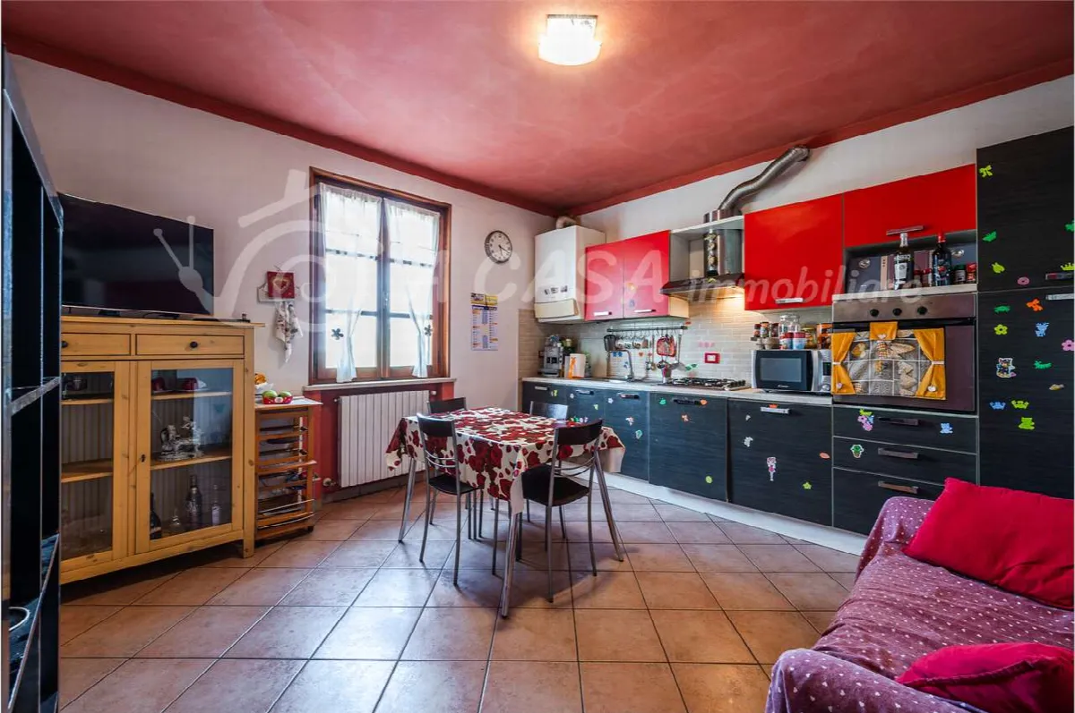 Casa indipendente in vendita a Medesano - foto 3
