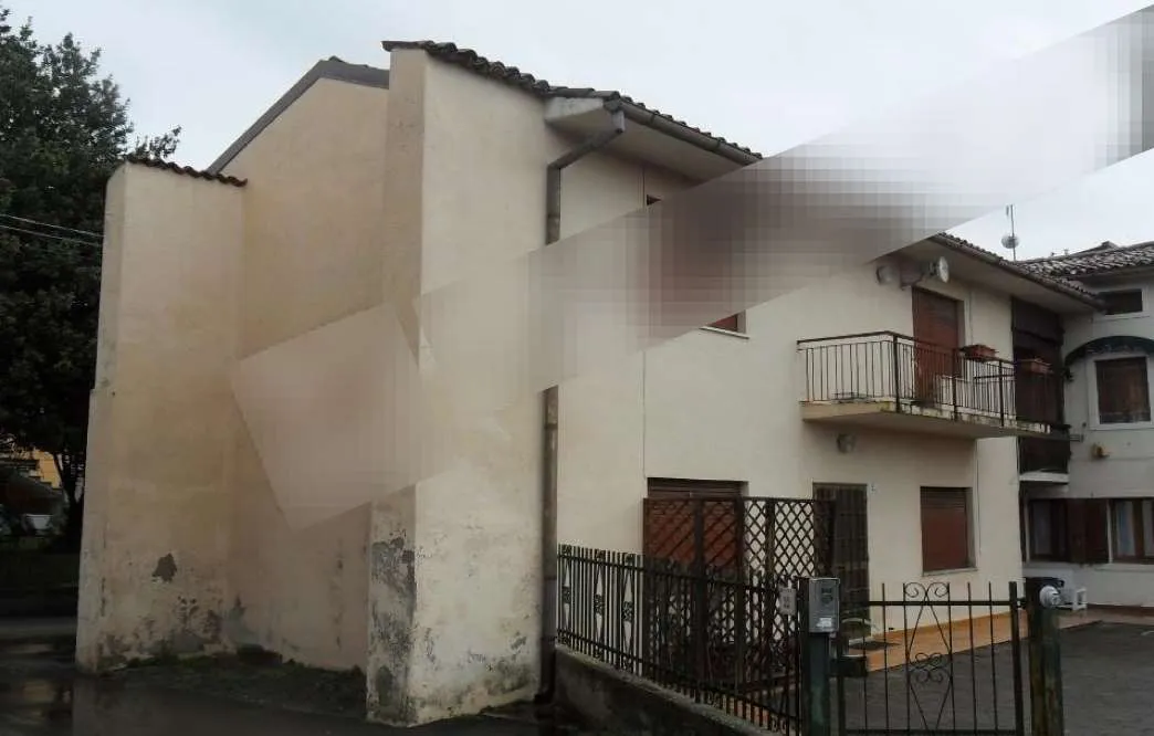 Villetta a schiera in vendita a Vittorio Veneto - foto 2