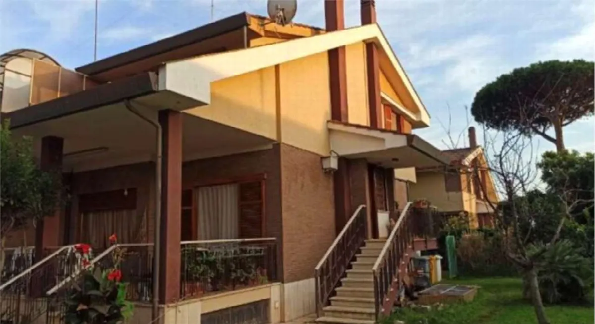 Villa in vendita a Anzio - foto 1