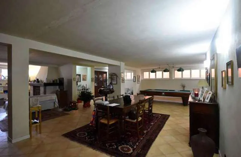 Villa in vendita a Cadeo - foto 1
