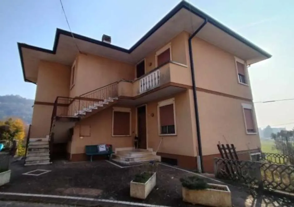 Stabile in vendita a Trissino - foto 1