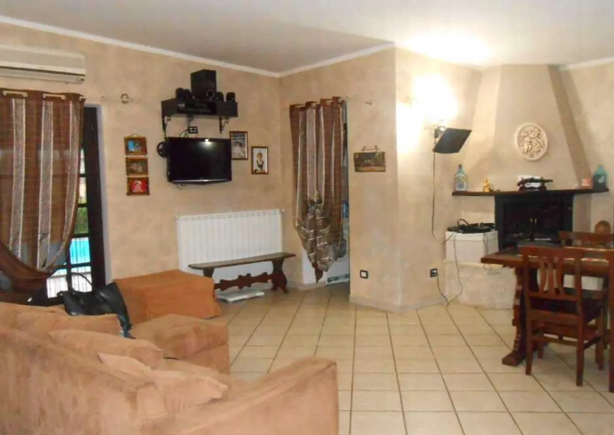 Casa indipendente in vendita a Valmontone - foto 2